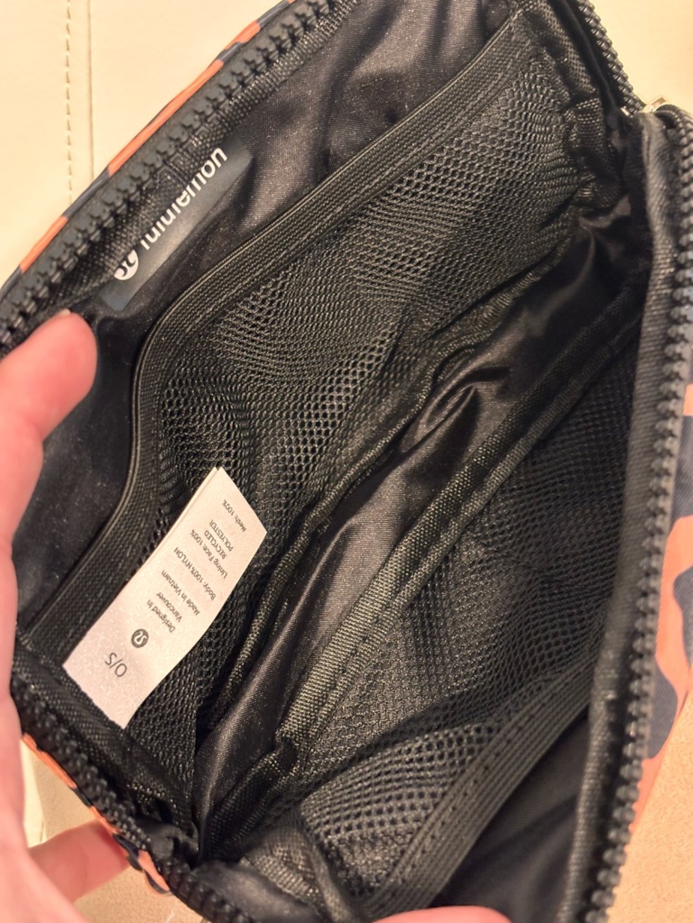 Lululemon ‘Leopard Shift Midi Desert’ Everywhere Belt Bag NWT - Picture 8 of 10